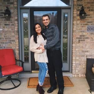 Meet your Posher, Sabrina